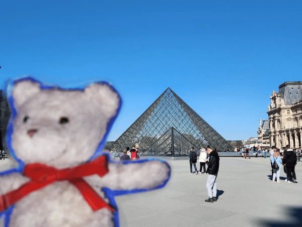 Tidy Teddy Visits Paris, Rome, and&nbsp;London.
